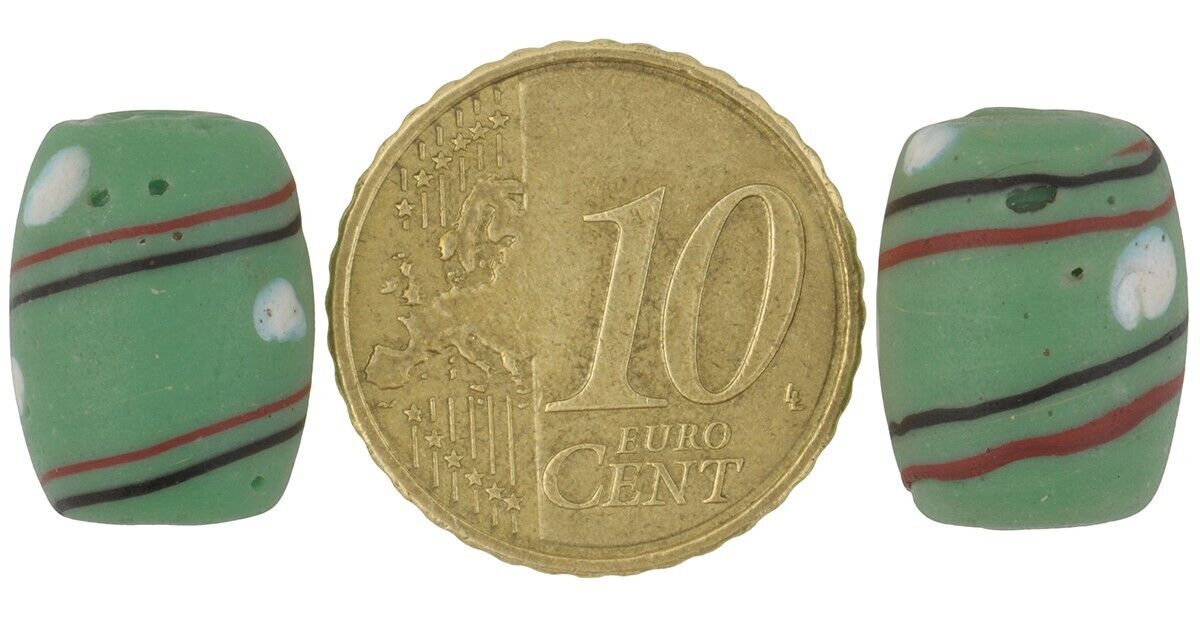 Rare Antique Green Eye Fancy Venetian Lampwork Glass Trade Beads - close-up