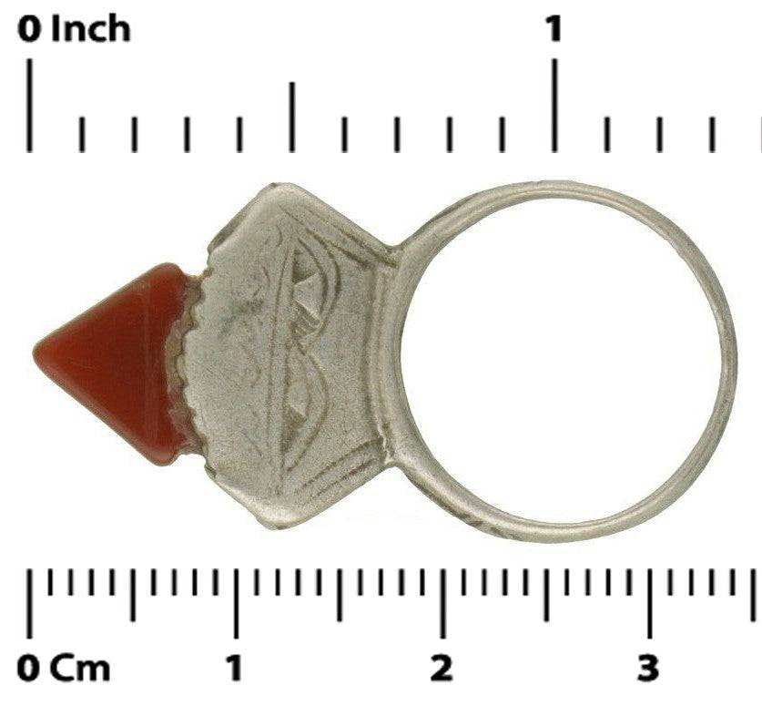 Tuareg Silver In-Gall Ring with Agate – Sahara Nomadic Jewelry