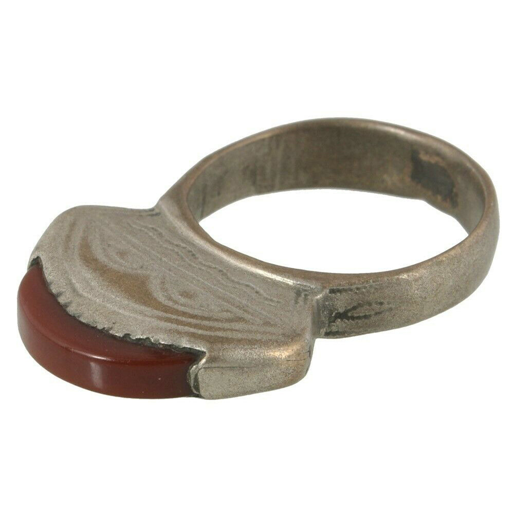 Vintage Tuareg Silver Ring with Agate – Sahara Nomad Jewelry
