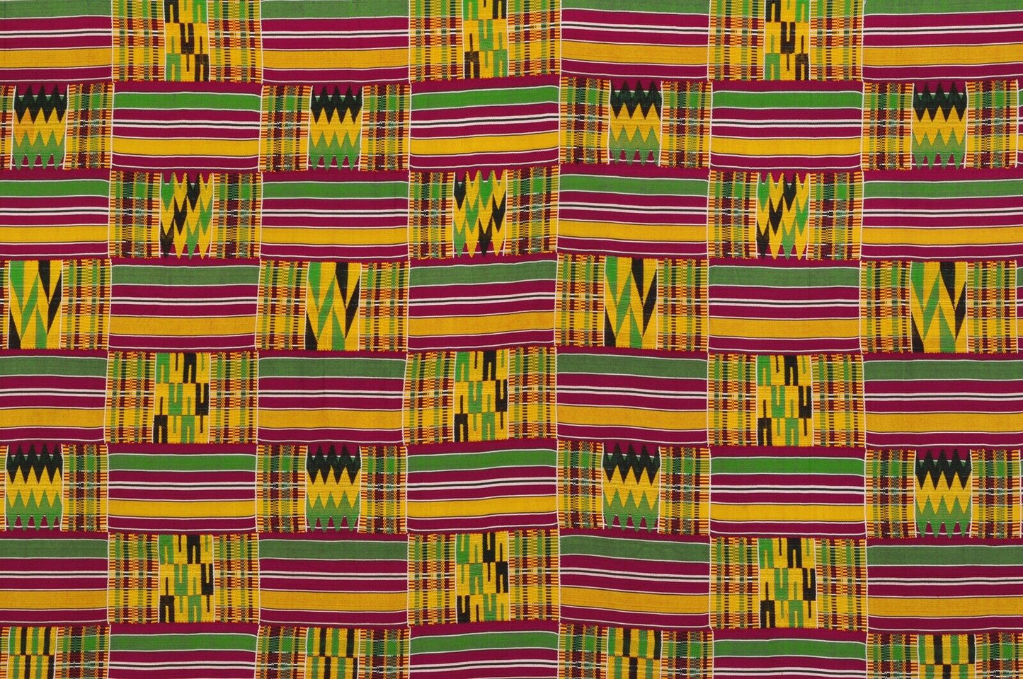 Handwoven Ashanti Kente Woman Size 80¾″ × 40½″ – Vintage 1970s Ghana Cloth