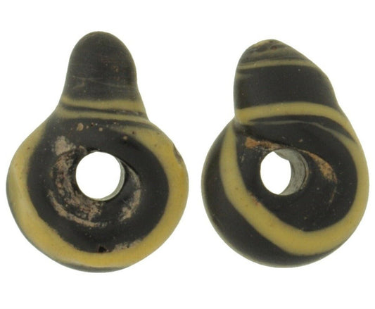 Antique Venetian Snail Trail Lampwork Glass Trade Beads - alternate view