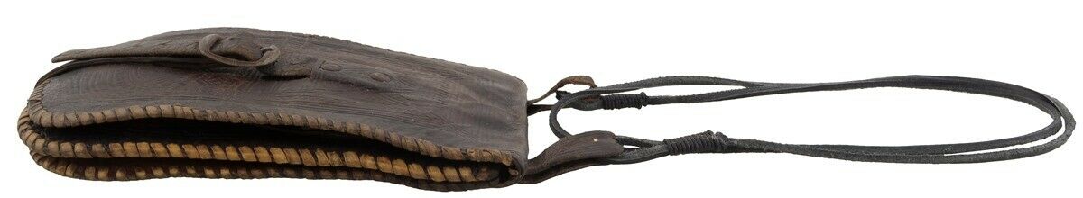 Tuareg Purse Wallet Leather African Handmade Sahara Niger Nigeria Mali Art - zoomed-in detail