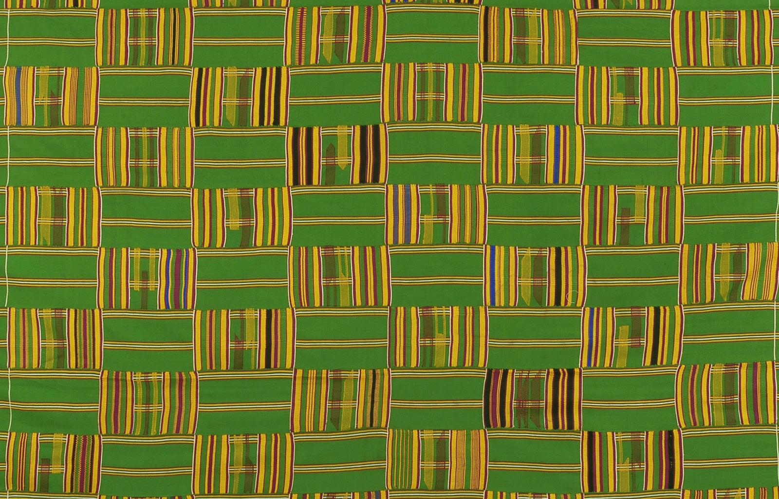 Authentic 1970S Ashanti Kente Cloth From Ghana - A Legacy Of Weaving Excellence - alternate view