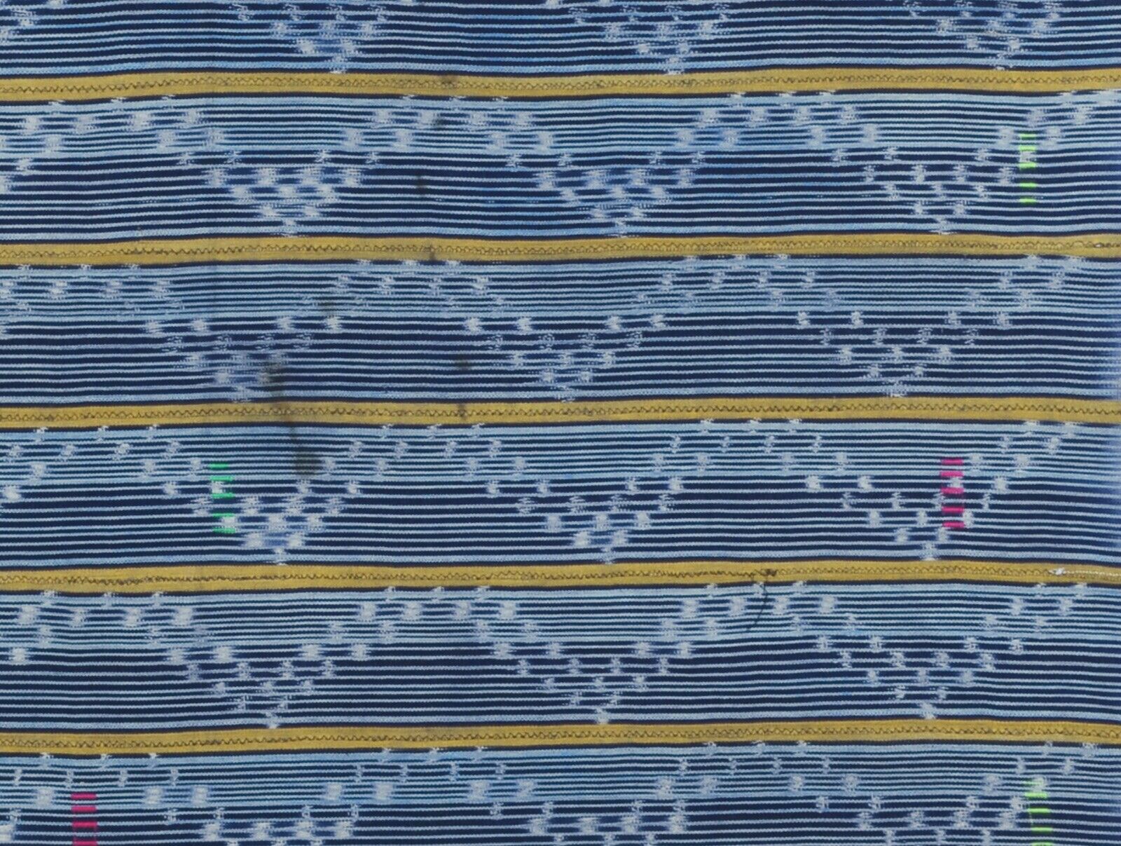 Handwoven Baule Cloth – Woman Size Vintage from Ivory Coast
